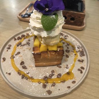 Coche Valley Dessert Cafe - Desserts Near Me - Seattle, Washington