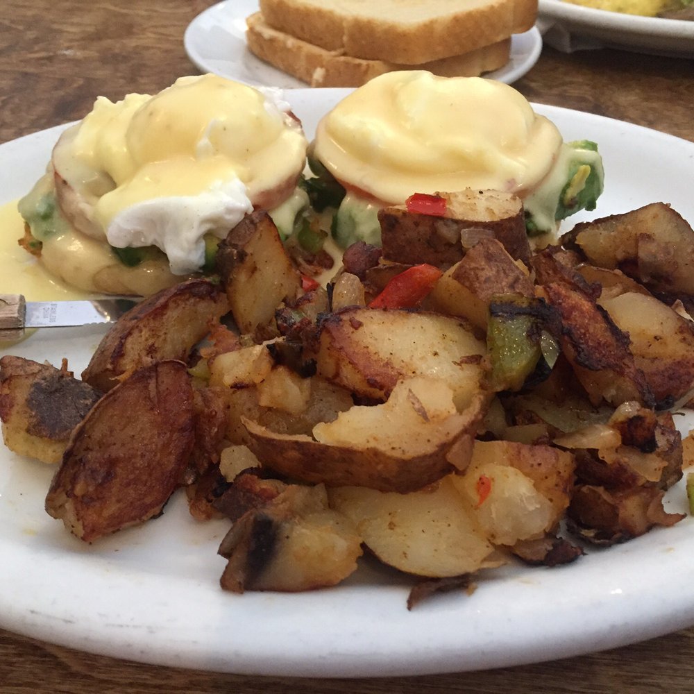 The Egg House - California Benedict - Breakfast & Brunch Near Me - Simi Valley, California The Egg House - California Benedict - Breakfast & Brunch Near Me - Simi Valley, California