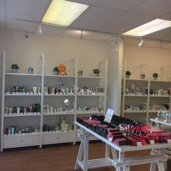 Hallyu Cosmetics - Cosmetics & Beauty Supply Near Me - Austin, Texas