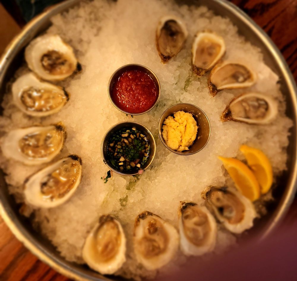 City Oyster & Sushi Bar