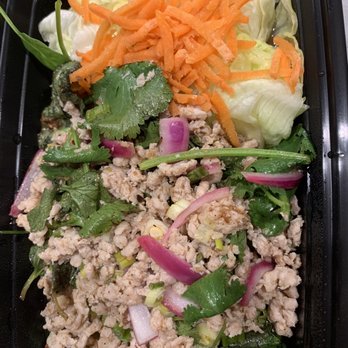 Do Sit Thai Cuisine - Larb Kai Salad (minced chicken) - Thai Near Me - Walnut Creek, California Do Sit Thai Cuisine - Larb Kai Salad (minced chicken) - Thai Near Me - Walnut Creek, California