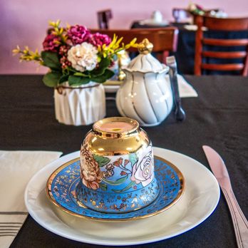 Quirky Royal Tea Room - Tea Rooms Near Me - Gilbert, Arizona Quirky Royal Tea Room - Tea Rooms Near Me - Gilbert, Arizona