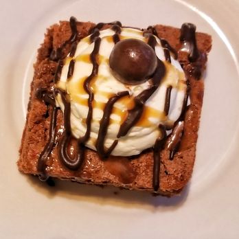 Skinny Piggy Bakery - Caramel brownie - Cupcakes Near Me Skinny Piggy Bakery - Caramel brownie - Cupcakes Near Me