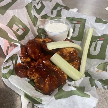 Uccello's - Downtown - Sports Bars Near Me - Grand Rapids, Michigan