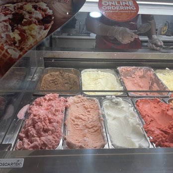 Cold Stone Creamery - Ice Cream & Frozen Yogurt Near Me - Moreno Valley, California