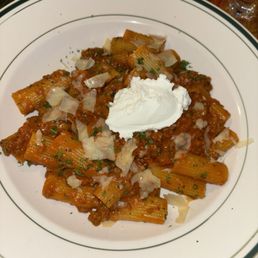 RIGATONI BOLOGNESE RIGATONI BOLOGNESE