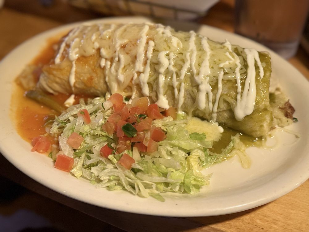 Adelitas Cocina Y Cantina