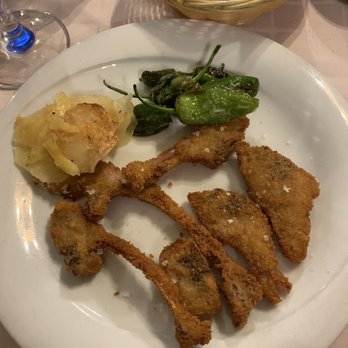 La Yaya Amelia - Lamb cutlets, potatoes, grilled peppers - Spanish Near Me - Barcelona, B