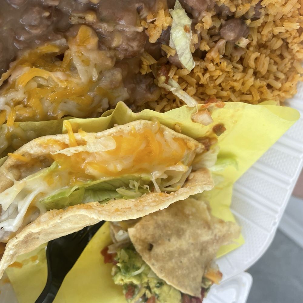 Green River Cafe - Chicken tacos - Breakfast & Brunch Near Me - Corona, California
