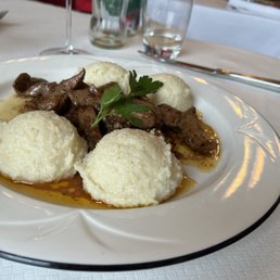 Grilled liver with polenta. Grilled liver with polenta.