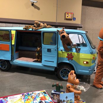 Midsummer Scream - Zoinks! It's The Mystery Machine! - Festivals Near Me - Long Beach, California Midsummer Scream - Zoinks! It's The Mystery Machine! - Festivals Near Me - Long Beach, California