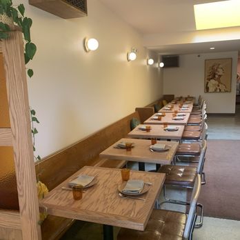 Burdell - Dining area - Soul Food Near Me - Oakland, California