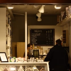 Paahtimo- ja suklaakauppa caffi