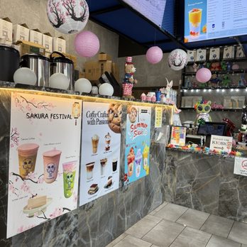 E-Tea - Interior - June 2026 - Bubble Tea Near Me - Washington, DC, District of Columbia E-Tea - Interior - June 2026 - Bubble Tea Near Me - Washington, DC, District of Columbia