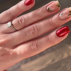 424 Nail Studios