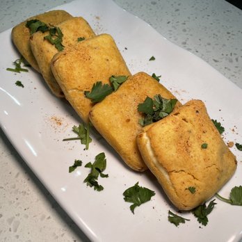 Pizza Twist - Pizza Near Me - Chandler, Arizona Pizza Twist - Pizza Near Me - Chandler, Arizona