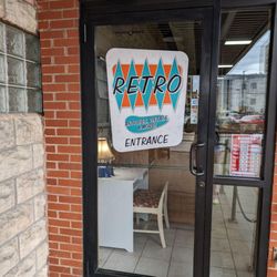 Retro - Antiques, Vintage & More