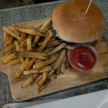 Pier 54 - Goat cheese burger - New American Near Me - Tempe, Arizona