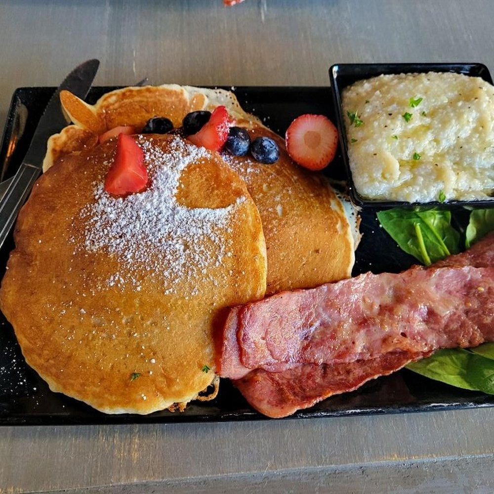 Augie’s Cafe - The way you make me feel - Cafes Near Me - Atlanta, Georgia
