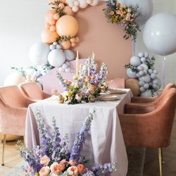 Paris312 - Giverny Wedding Decor - Floral Centerpieces, Balloon Garland and Custom Panels