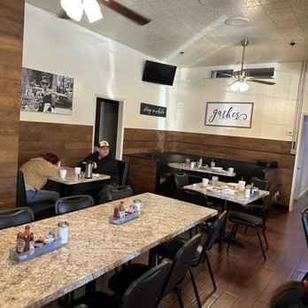 B S Coffee Shop - Inside!.... - Breakfast & Brunch Near Me - Clovis, California