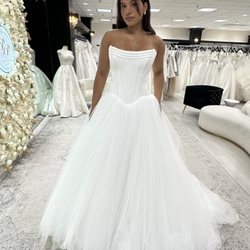 Papers & Petals Bridal