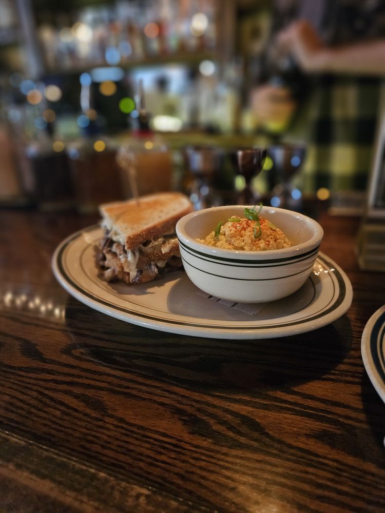 Social spots from Lloyd Whiskey Bar