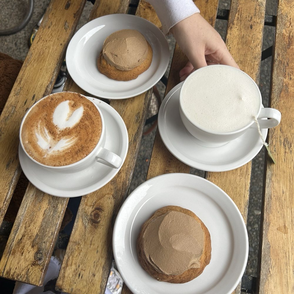 Pure Vanilla Bakery & Cafe - Chai Latte, Honey Bee, Pumpkin Scone Cookies - Bakeries Near Me - Victoria, British Columbia