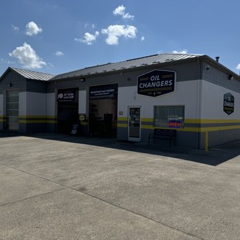 Oil Changers - Oil Change Stations Near Me - Oneida, Tennessee Oil Changers - Oil Change Stations Near Me - Oneida, Tennessee