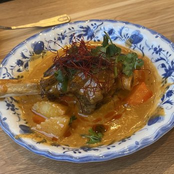 Mee Dee Thai Kitchen - Lamb shank mussaman curry - Thai Near Me - Los Angeles, California