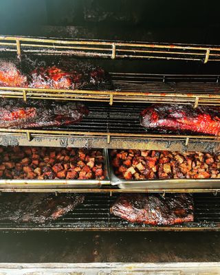 Belly Market & Rotisserie by null