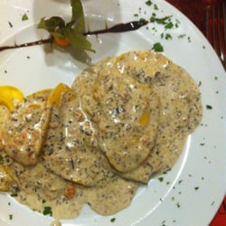 Pizzeria Ghetto Vecchio - Raviolis con foia, bacon y cebolla caramelizada