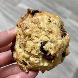 61B Cafe - Scones!