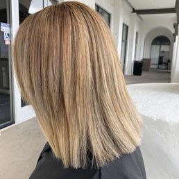 Hair color at illuminated hair Hair color at illuminated hair