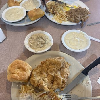 Mama's Daughters' Diner - Soul Food Near Me - Dallas, Texas Mama's Daughters' Diner - Soul Food Near Me - Dallas, Texas