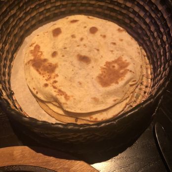 La Popular Austin - Flour and corn tortillas for fajitas - Mexican Near Me - Austin, Texas