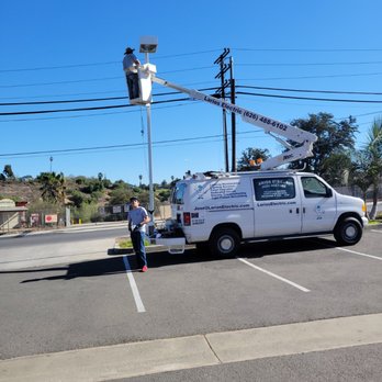 Larios Electric - Electricians Near Me - La Puente, California Larios Electric - Electricians Near Me - La Puente, California