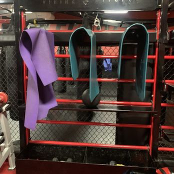 UFC GYM La Mirada - 5am nobody here and this is the amount of mats for this big gym!! - Gyms Near Me - La Mirada, California UFC GYM La Mirada - 5am nobody here and this is the amount of mats for this big gym!! - Gyms Near Me - La Mirada, California