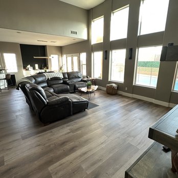 Top End Flooring - Living room - Flooring Near Me Top End Flooring - Living room - Flooring Near Me