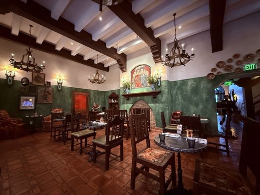 Lou & Herbert's by null