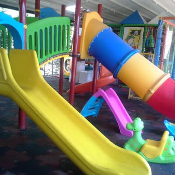 Yasemin Cafe - Play area outside under the tent - Cafes Near Me - Mersin, 33 Yasemin Cafe - Play area outside under the tent - Cafes Near Me - Mersin, 33