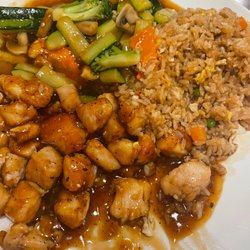 Kaji Sushi & Grill - Chicken fried rice with vegetables