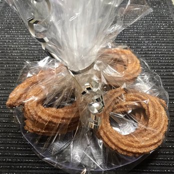 Yasmin Alcham - Mushabbak! Another sweet masterfully made by these folks. - Patisserie/Cake Shop Near Me - Laval, Quebec