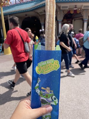 Señor Buzz Churros by null