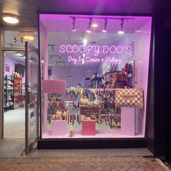 Scoopy Doos - Front of the shop !! - Pet Stores Near Me - Delray Beach, Florida