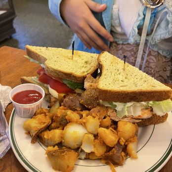 Good Enough to Eat - Good Enough to Eat Chicken Sandwich - Breakfast & Brunch Near Me - New York, New York Good Enough to Eat - Good Enough to Eat Chicken Sandwich - Breakfast & Brunch Near Me - New York, New York