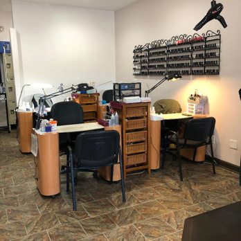 Ashley's Salon - 4 nail  techs - Day Spas Near Me - Poplar Grove, Illinois