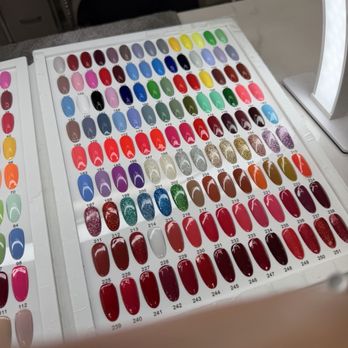 Picasso Nail And Spa - Dip colors - Nail Salons Near Me - Benicia, California