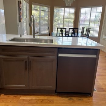 KZS Kitchen Cabinet & Stone - Samsung Bespoke Dishwasher blends in very nice! - Kitchen & Bath Near Me - Santa Clara, California KZS Kitchen Cabinet & Stone - Samsung Bespoke Dishwasher blends in very nice! - Kitchen & Bath Near Me - Santa Clara, California