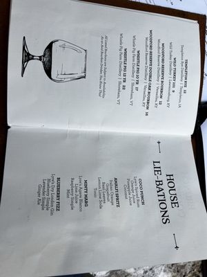 Cozy's Café & Pub by null